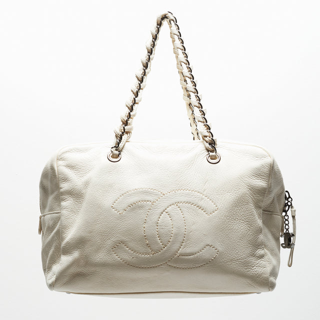 CHANEL BOSTON LEATHER HAND BAG