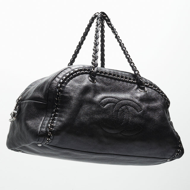 CHANEL LEATHER HAND BAG