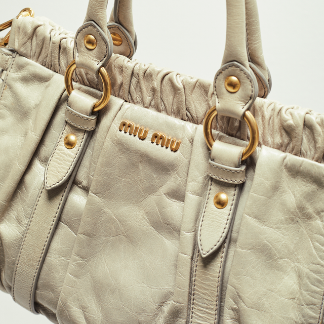 MIU MIU LEATHER HAND BAG