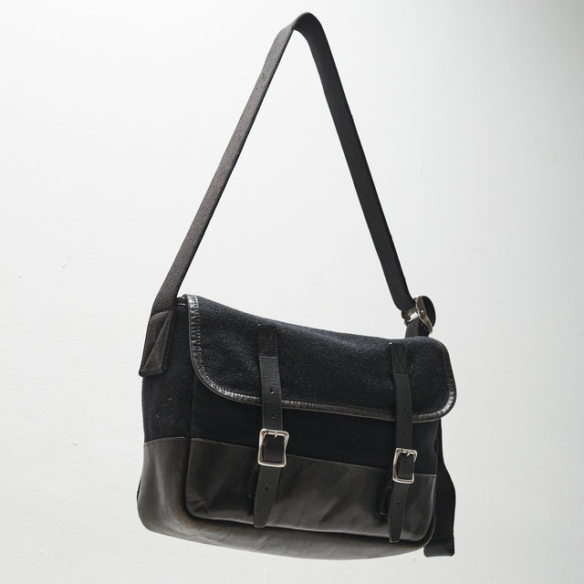 COMME DES GARCONS HOMME SHOULDER BAG